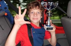 Galgenbergpokal in Stücken