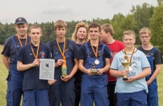 Galgenbergpokal in Stücken